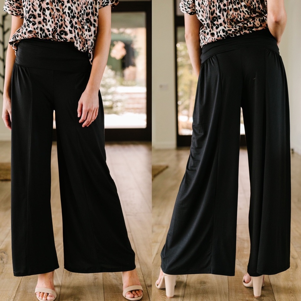 Walk On The Wide Side Pants in Black - Picture 3 of 6